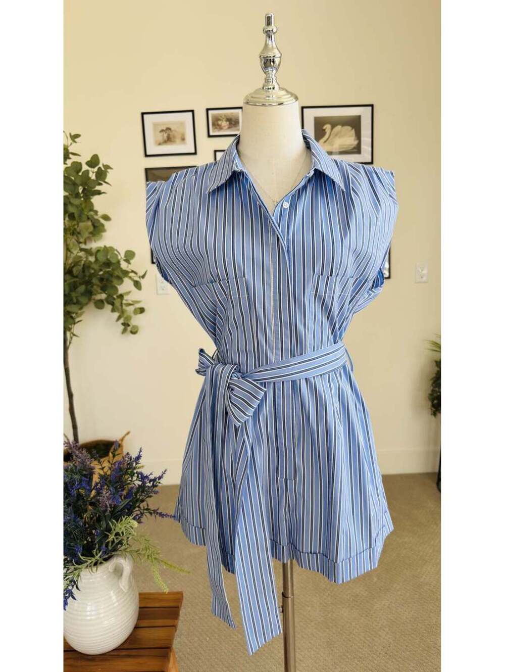 VICI Blue Striped Collared Tie-Waist Romper Size S